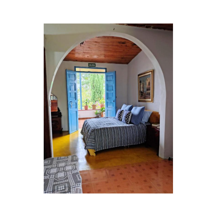 Habitaci&oacute;n sencilla