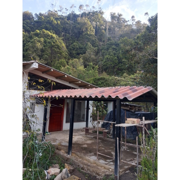 Caba&ntilde;a peque&ntilde;a