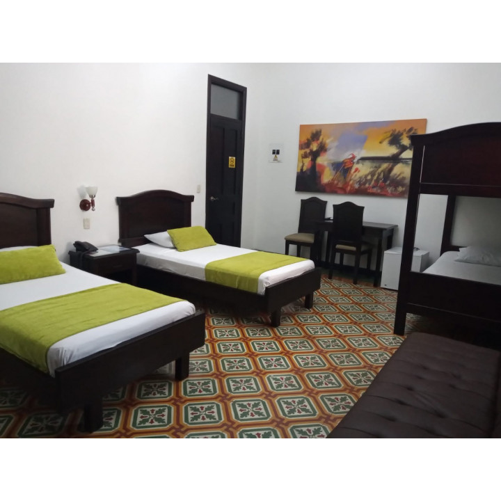 Habitaci&oacute;n Triple