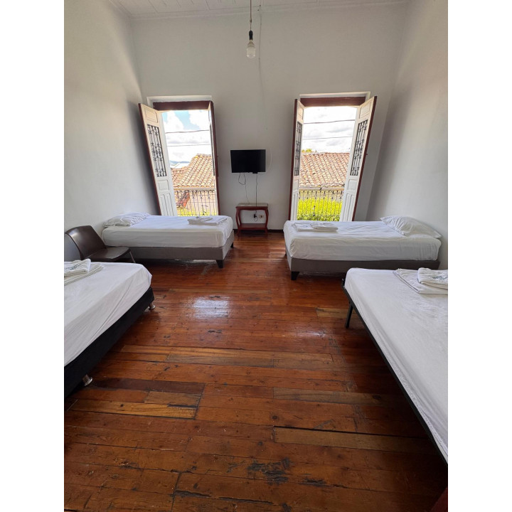 Habitaci&oacute;n familiar