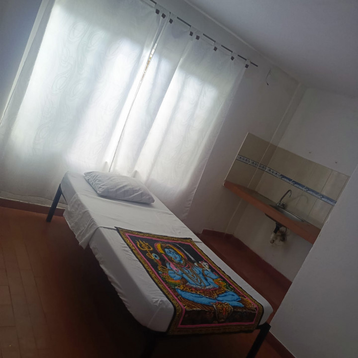 Habitaci&oacute;n sencilla