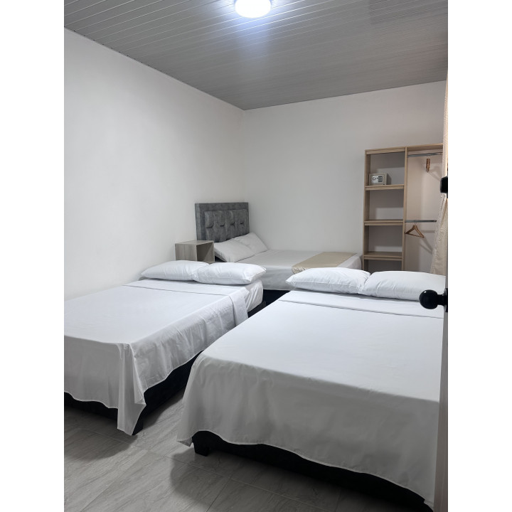 Habitaci&oacute;n familiar