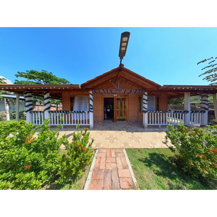 Finca con piscina
