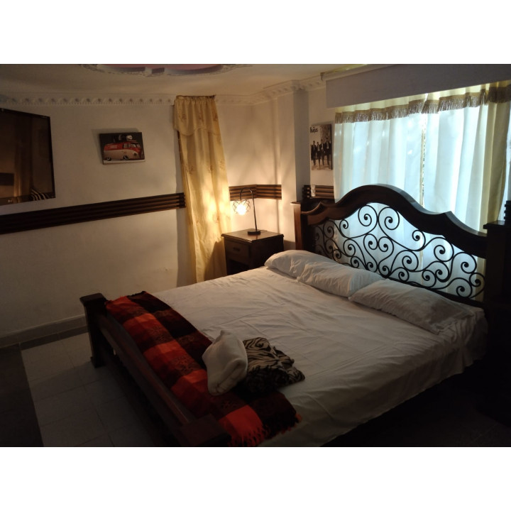 Habitaci&oacute;n sencilla